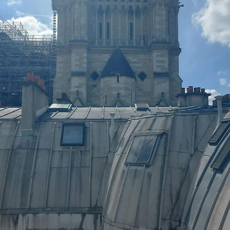 Duplex Notre-Dame De Paris Exterior foto