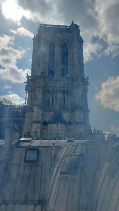 Duplex Notre-Dame De Paris Exterior foto